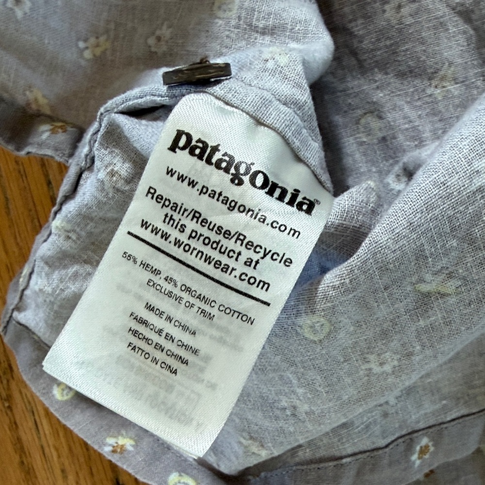 Patagonia Light Gray Patterned Casual Shirt - Picture 4 of 5
